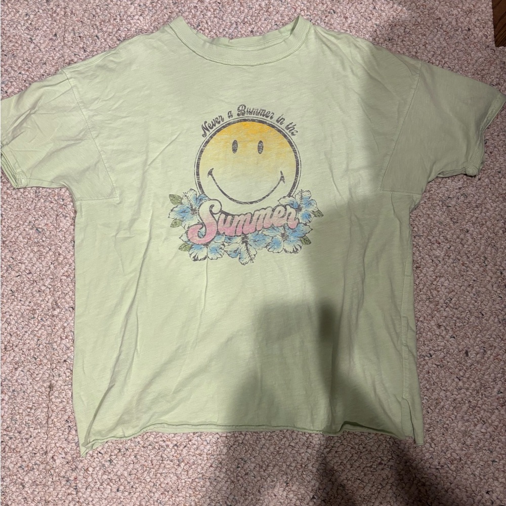 Summer Graphic Tee - Light Green